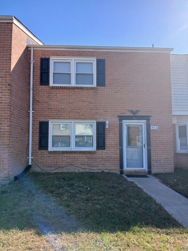 Photo - 412 Chinaberry Cir