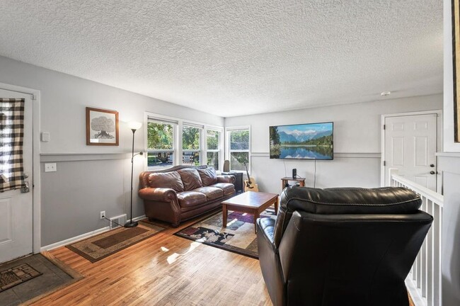 Photo - 6601 Jersey Ave N