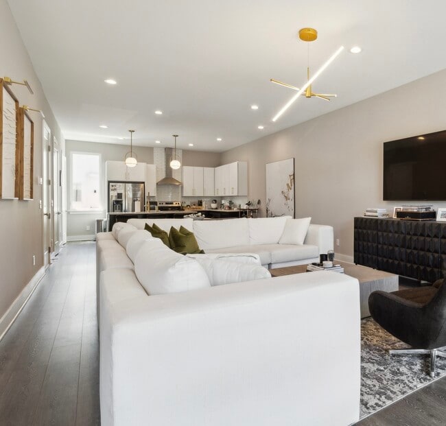 Photo - 1300 Lischey Ave