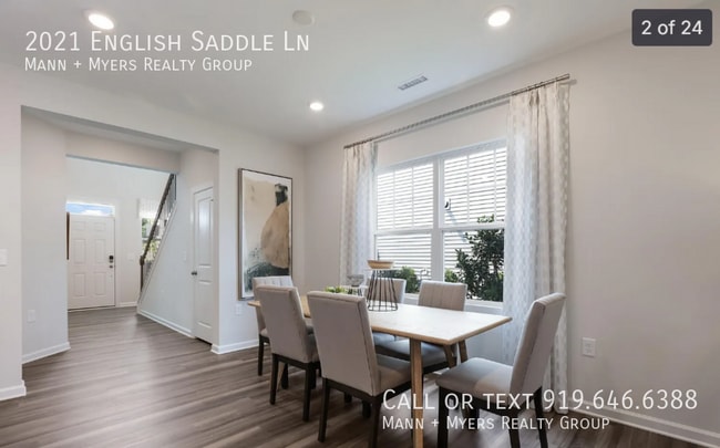 Photo - 2021 English Saddle Ln