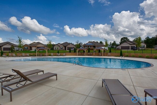 Photo - 14170 Lannister Ln