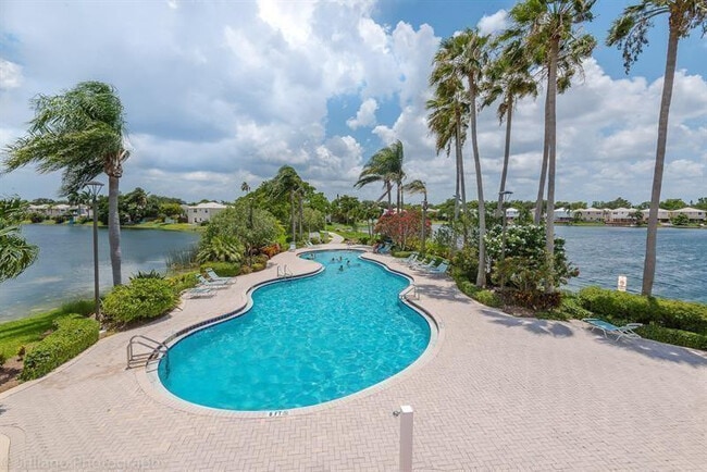 Photo - 3329 Apache Ln