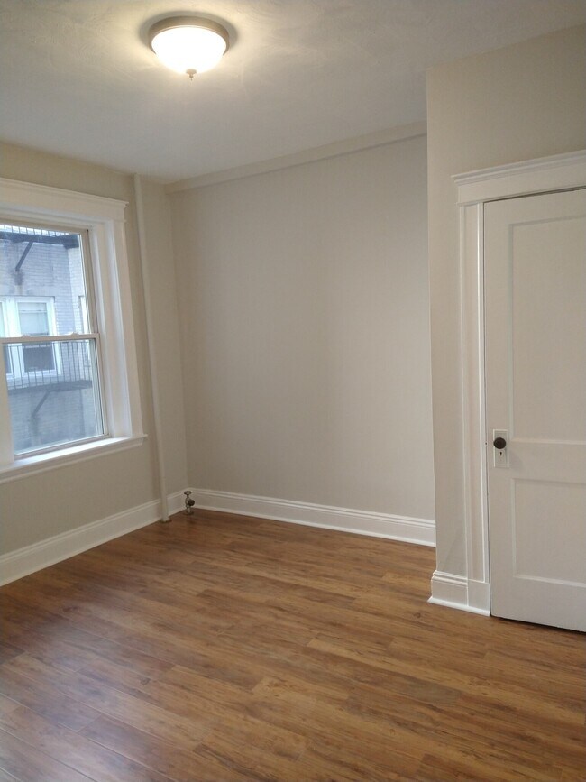 1173 Commonwealth Ave Unit 8