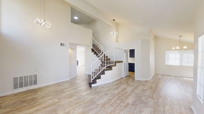 1045 Willmont Way