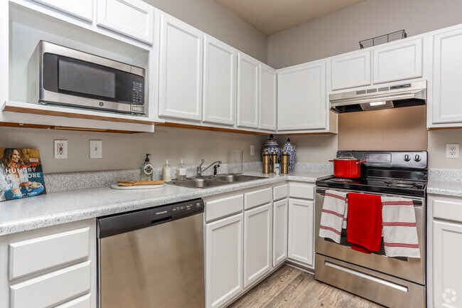 4BR, 4BA