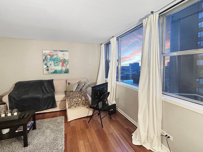 Photo - 6301 N Sheridan Rd Unit 15D
