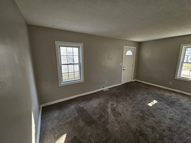 Photo - 3979 Gary Ave