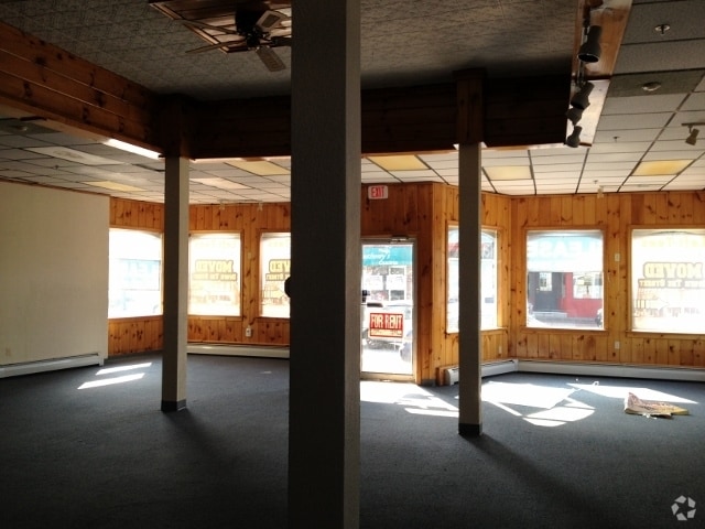 Building Photo - 42 East Broadway Rental
