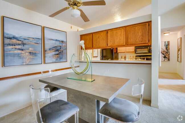 2BR, 1BA - 1,050SF - Dining Room