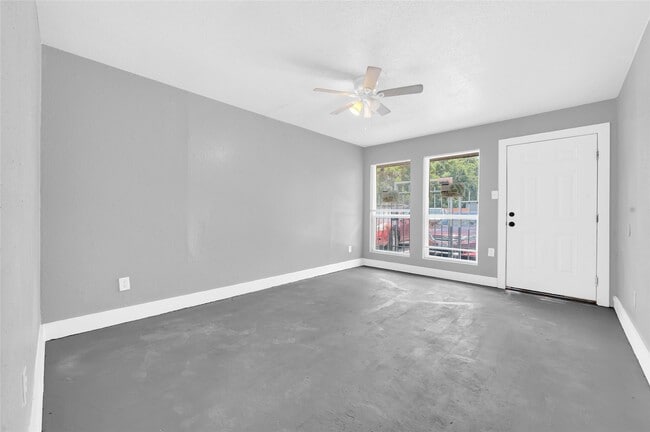 Building Photo - 3802 Dabney St Unit 2 Rental