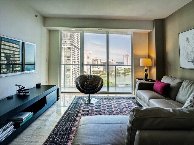 Photo - 500 Brickell Ave Unit 1600