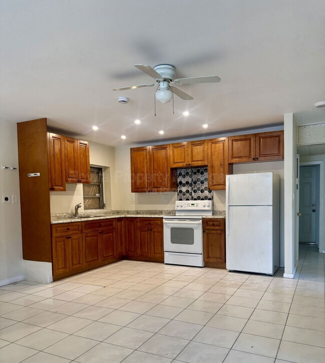 Photo - 1155 Peak Rd
