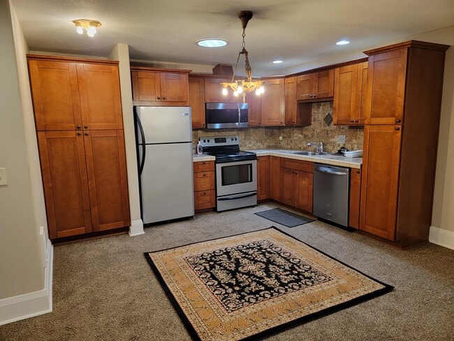 Kitchen - 1578 S Alpine St Unit 1578 s.alpine