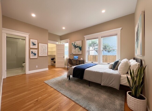 Photo - 929 W 23rd St Apartment Unit 929