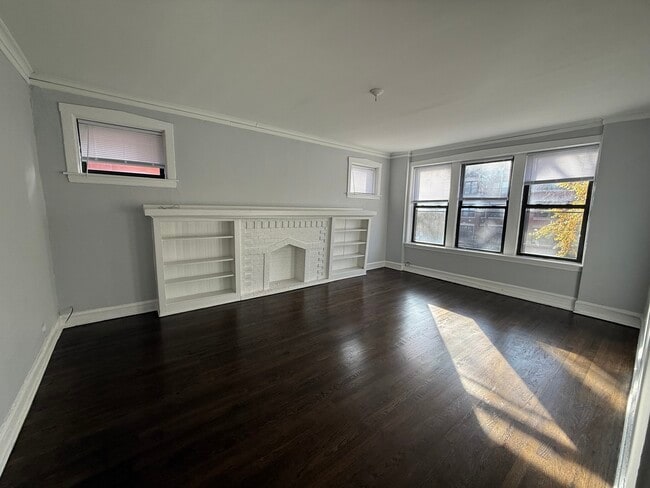 Photo - 1030 E Hyde Park Blvd Unit 2