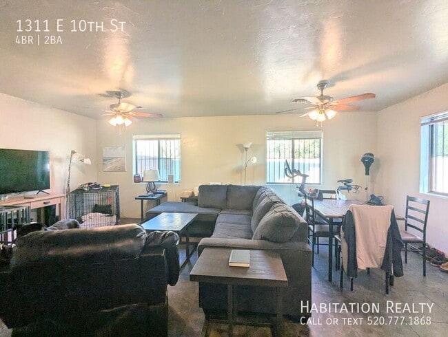 Photo - 1311 E 10th St