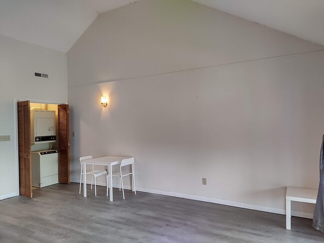 Photo - 500 Fairway Village Dr Unit 11