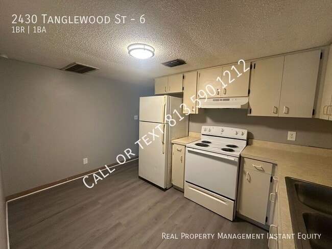 Photo - 2430 Tanglewood St Unit 6