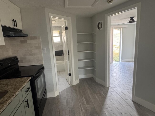 Photo - 13808 N 21st St Unit # A4