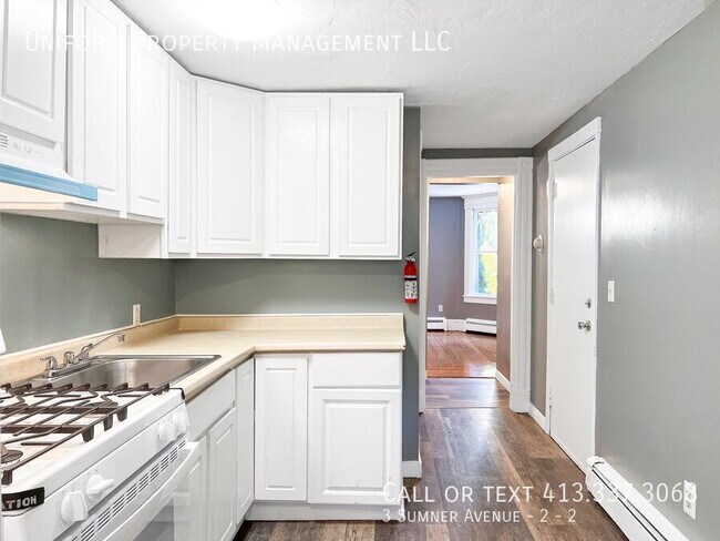 Photo - 3 Sumner Ave Unit 2