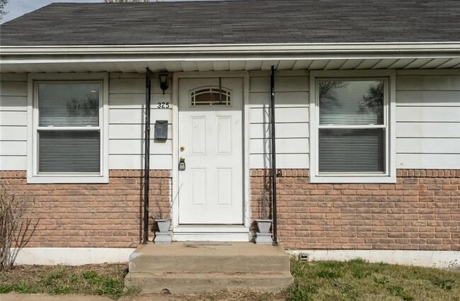 Photo - 325 Caithness Rd