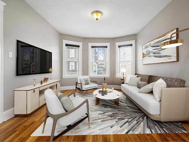 Building Photo - 55 Whitten St Unit 1 Rental