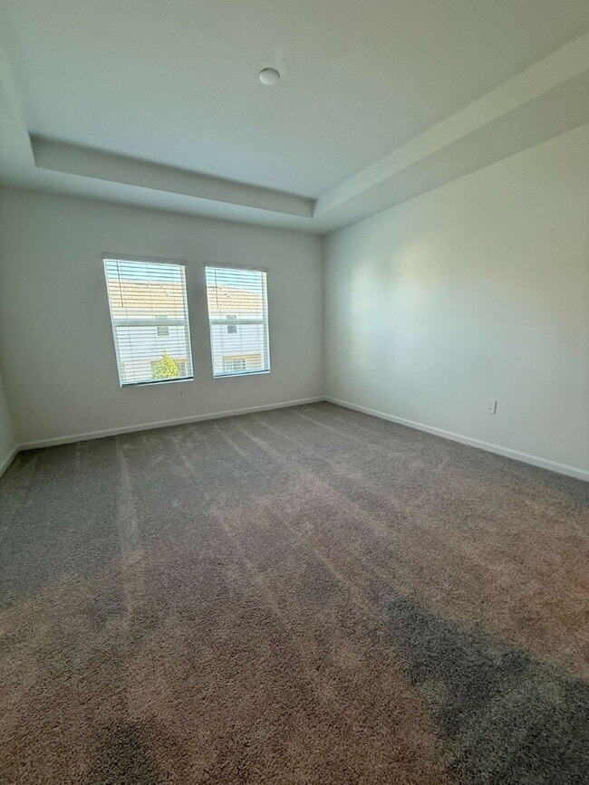 Photo - 3072 Chromatic St