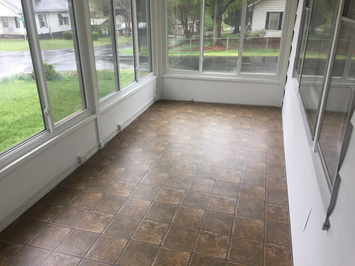 Photo - 68 Walnut St