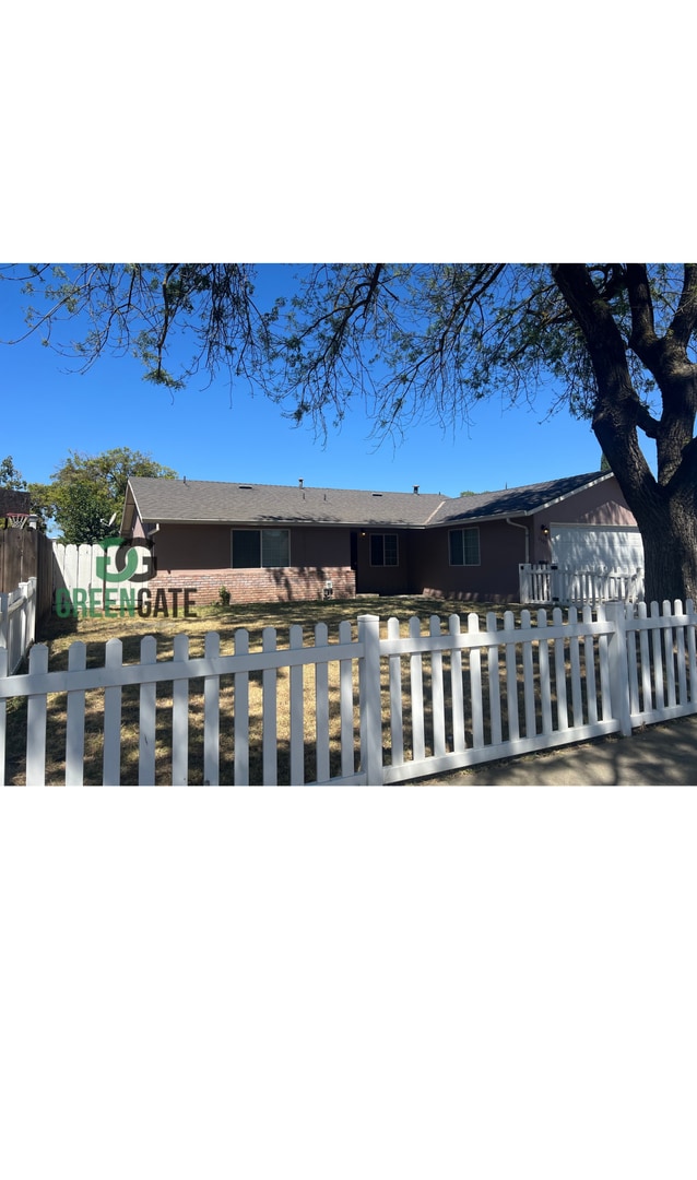 Photo - 3 BEDROOM 2 BATH MOVE IN READY IN MODESTO!!