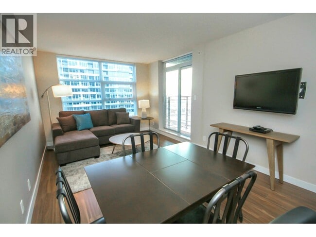 8033 Saba Rd Unit 907