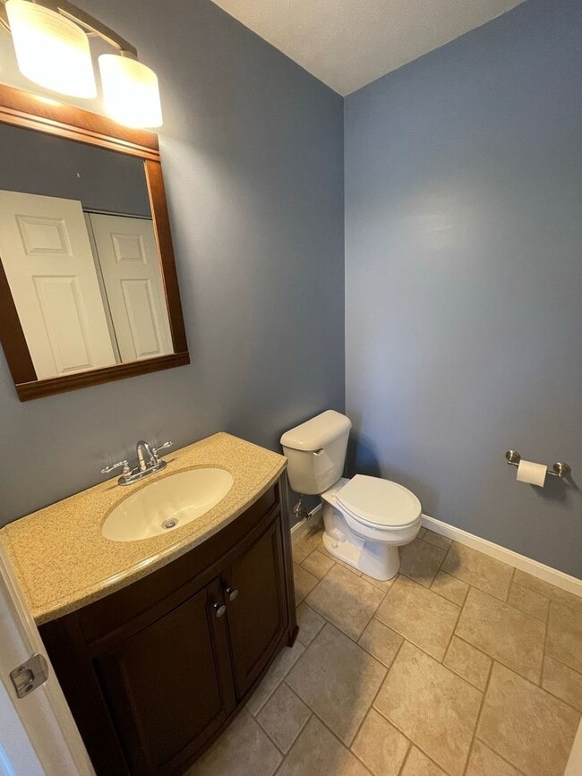 Photo - Single Family Home 2 bed For Rent