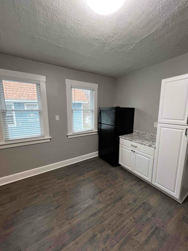Photo - 9 Dewey Ave Unit 2