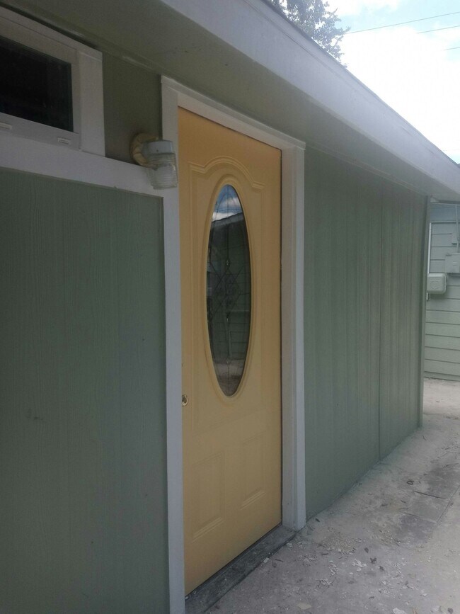 1323 Lamar St Unidad 3