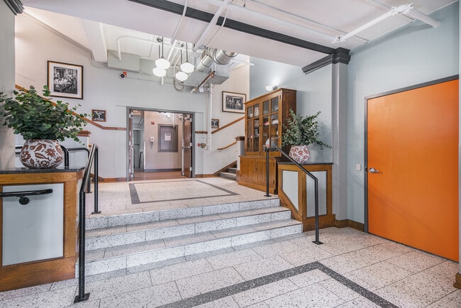 Building Photo - 600 Broadway Ave NW Unit 130 Rental