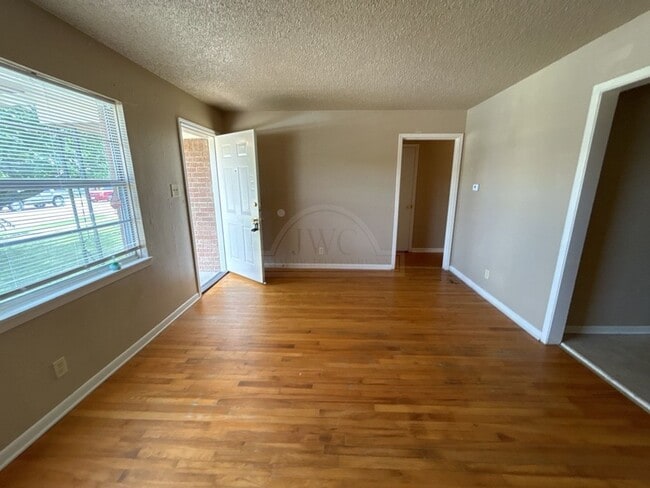 Photo - 1315 Jefferies, Killeen