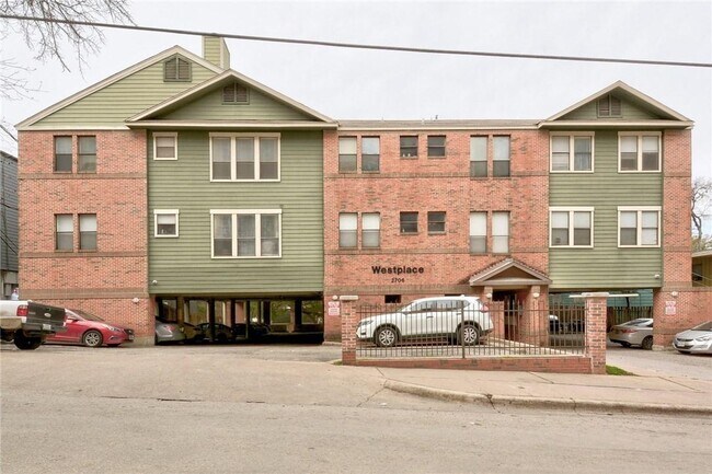 Photo - 2706 Salado St