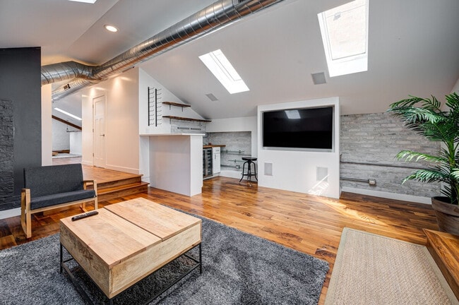 Photo - 1519 W Superior St Unidad ID1255747P