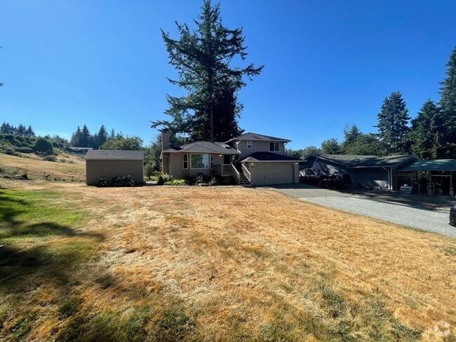 Building Photo - Beautiful Country Setting-2 Bedroom Home