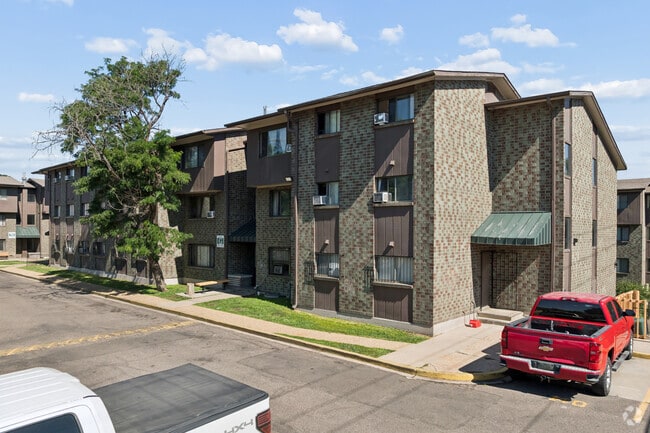 Orchard Glen Apartments