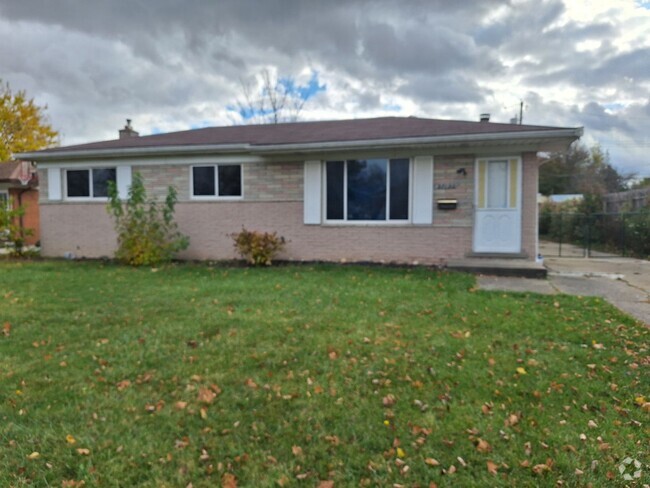 Building Photo - Newly renovated brick ranch Rental