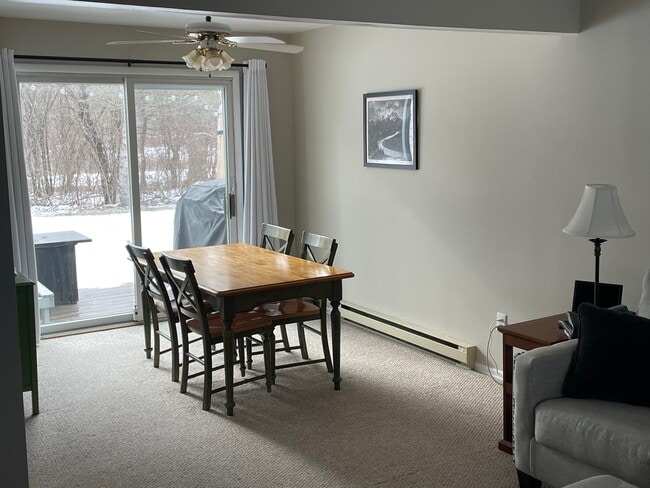 Dining Room - 19 Hanover Dr Unit 19