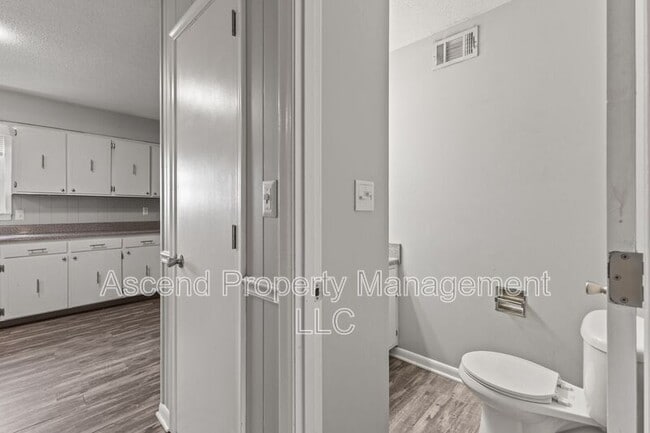 Photo - 1803 Bailey Ave Unit B