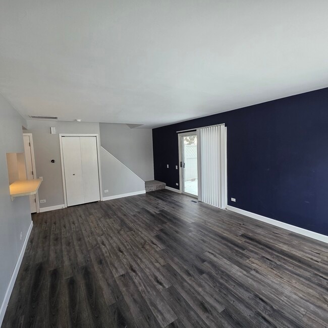 Photo - 462 Thomas Paine Ct