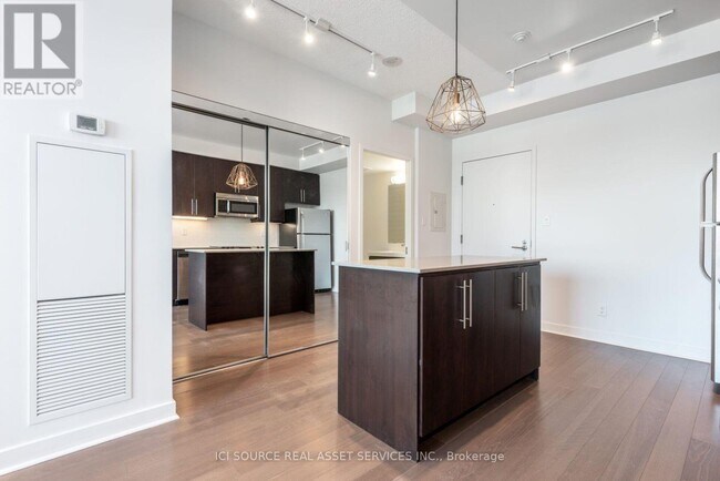 Photo - 1169 Queen St W Unit 509
