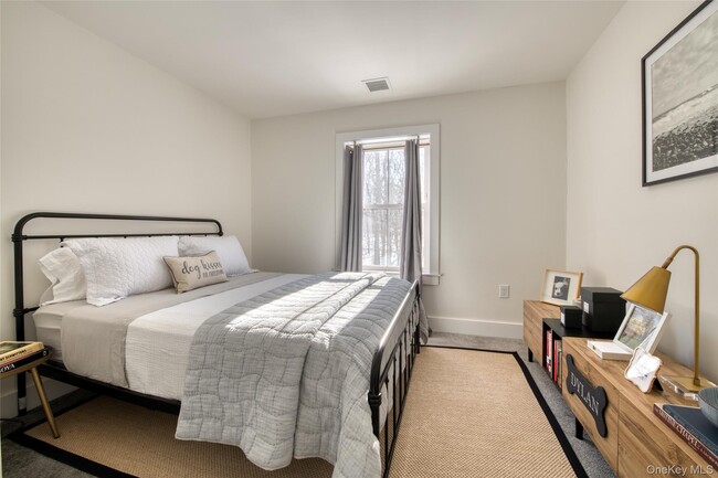 Photo - 13595 Soundview Ave