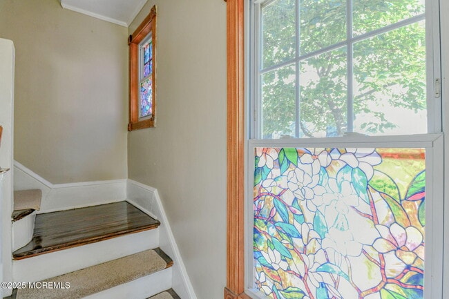 Photo - 705 7th Ave