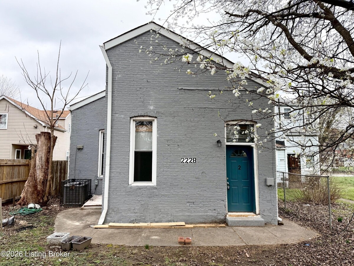 Photo - 2228 W Madison St