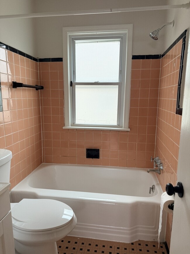 Photo - 1465 New York Ave