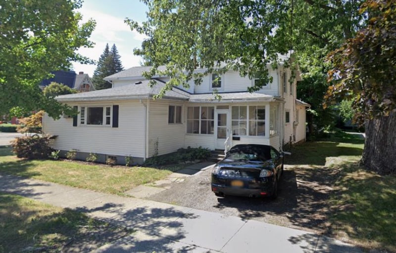 Photo - 39 Temple St Unit 6 Lambert