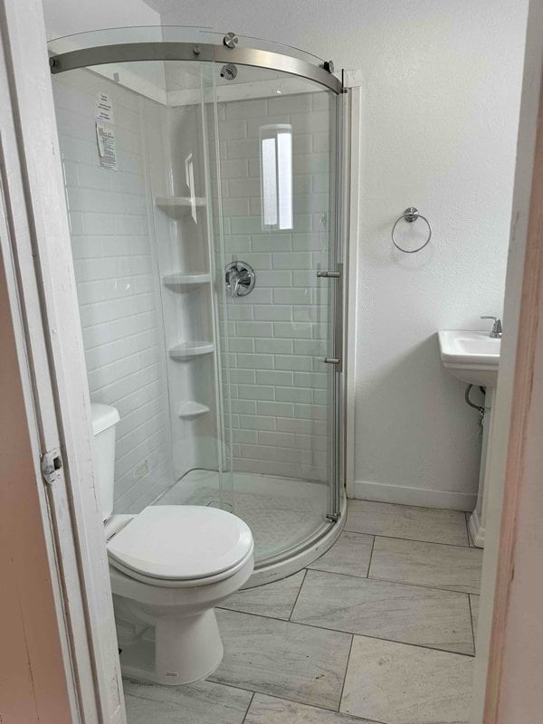 Photo - 1600 Curtis Ave Unit 4